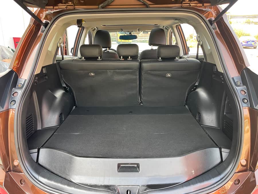 Toyota RAV4 2018 immagine di auto #21