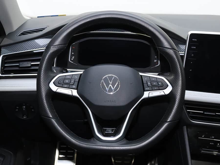 Volkswagen Tiguan L 2023 #21 Volkswagen Tiguan L 2023 car image #21