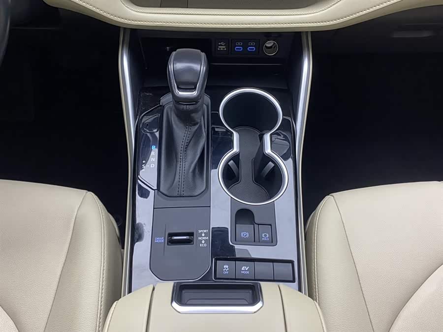 Toyota Highlander 2022 car image #21
