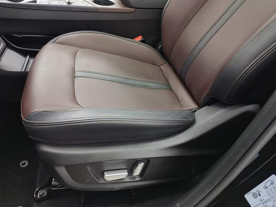 JAC X8 PLUS 2024 #21 JAC X8 PLUS 2024 car image #21