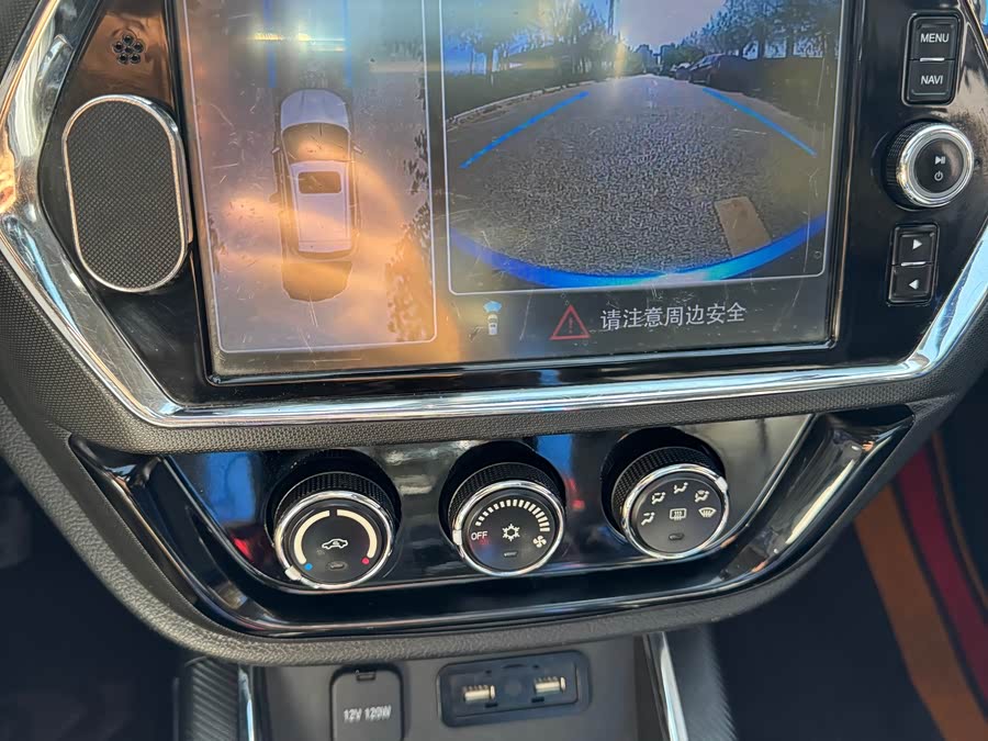 Soueast DX3 EV 2021 immagine di auto #21