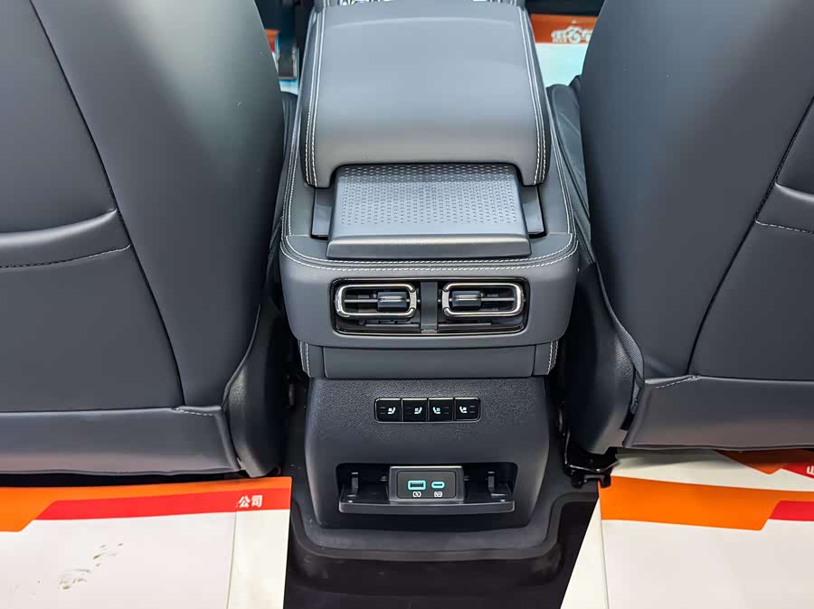 FangChengBao Leopard 5 2025 car image #21