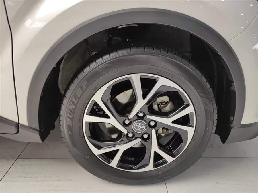 Toyota C-HR 2021 #21 Toyota C-HR 2021 immagine di auto #21