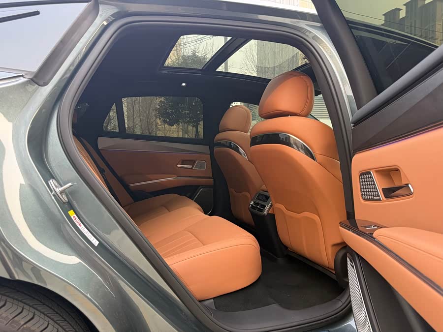 BYD Han 2025 car image #21