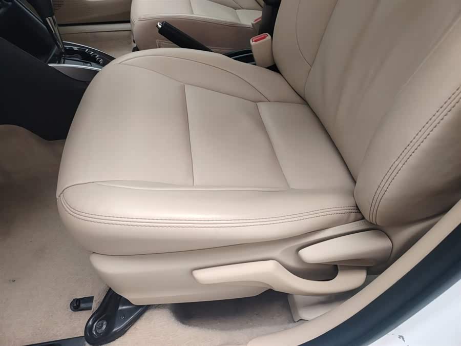 Toyota Yaris L Zhixiang 2017 صورة سيارة #21