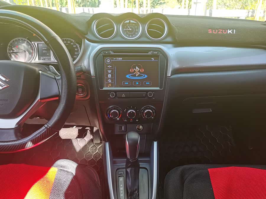 Suzuki Vitara 2016 image de voiture #21