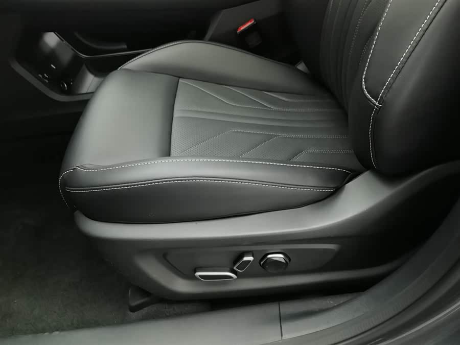 Changan UNI-K iDD 2026 car image #21