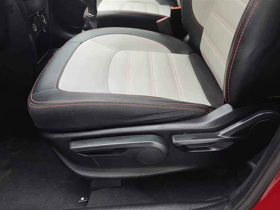 Great Wall M4 2014 car image #21