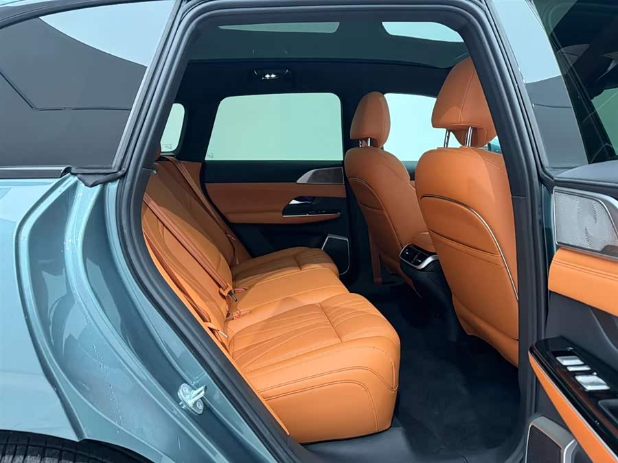 Xpeng G9 2024 immagine di auto #21