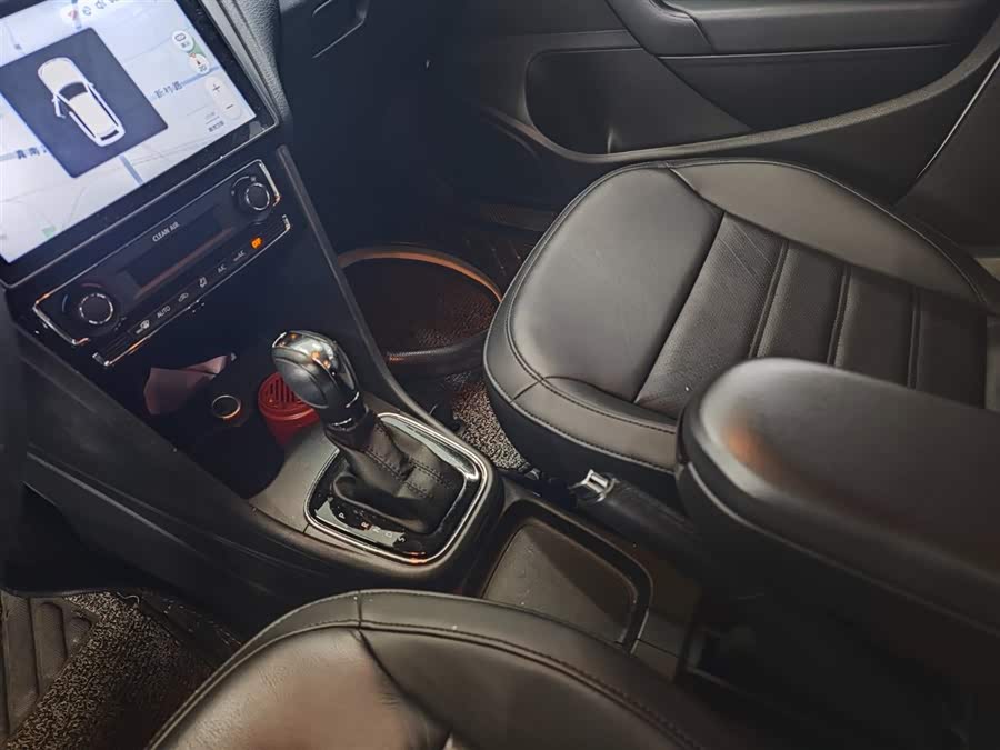 Volkswagen Polo 2018 immagine di auto #21