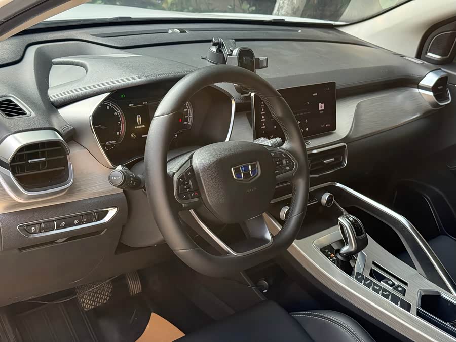 GEELY Coolray 2019 #21 GEELY Coolray 2019 car image #21