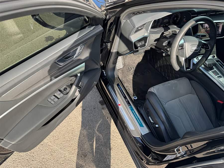 Audi A6L 2023 car image #21
