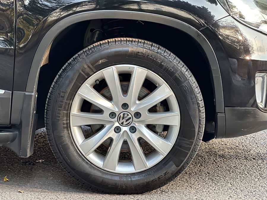 Volkswagen Tiguan 2014 صورة سيارة #21