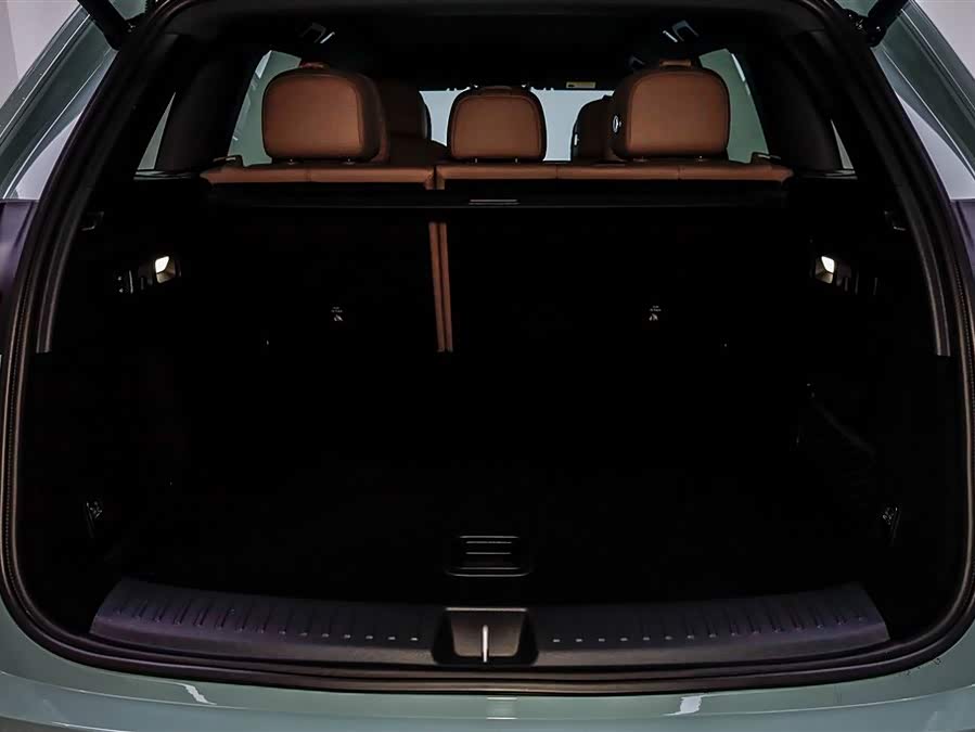 Li L6 2025 image de voiture #21