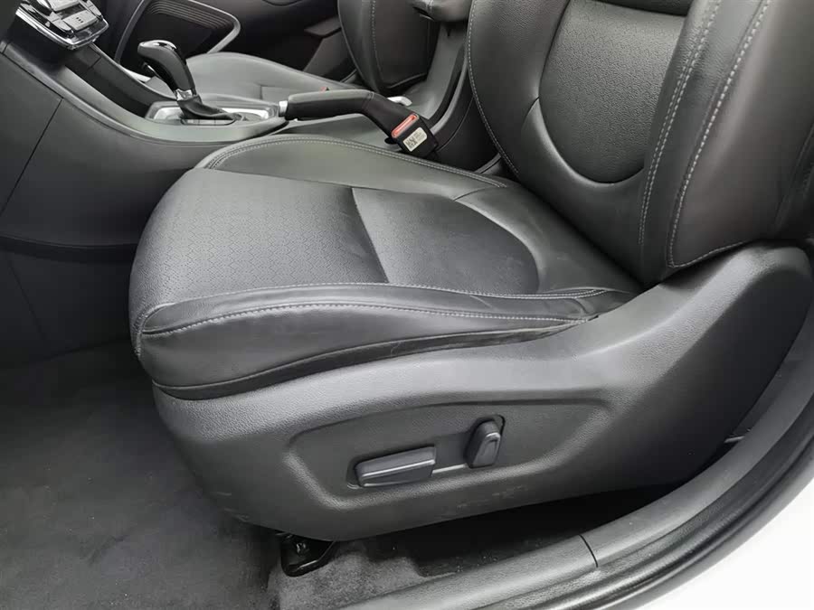 Hyundai ix35 2020 car image #21