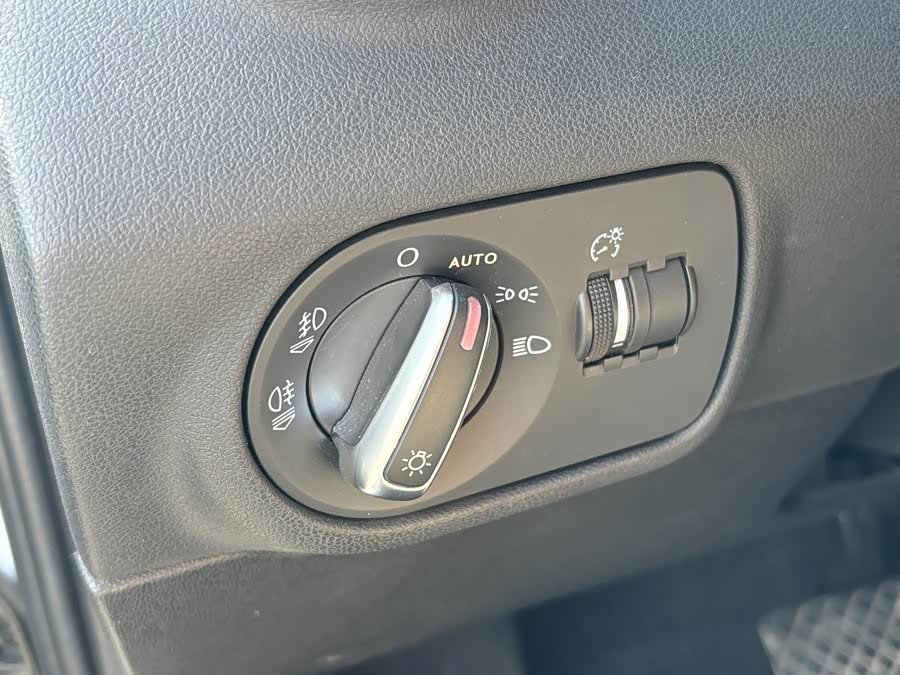 Audi A1 2014 car image #21