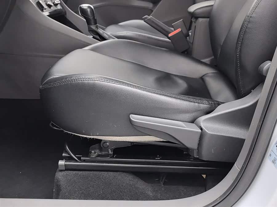 Jetta VS5 2019 car image #21