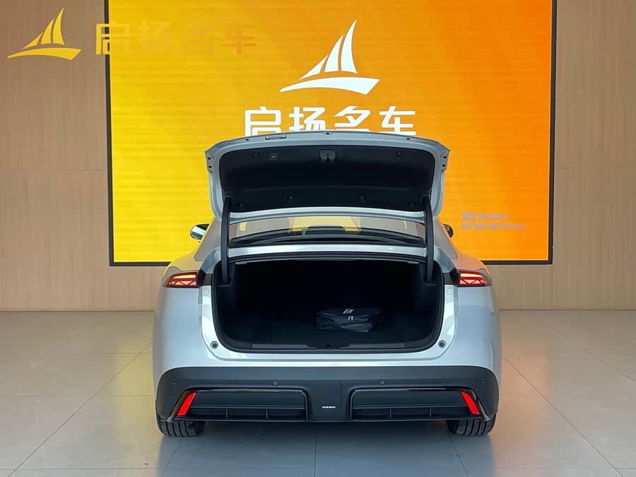 Deepal L06 2025 imagen de coche #21