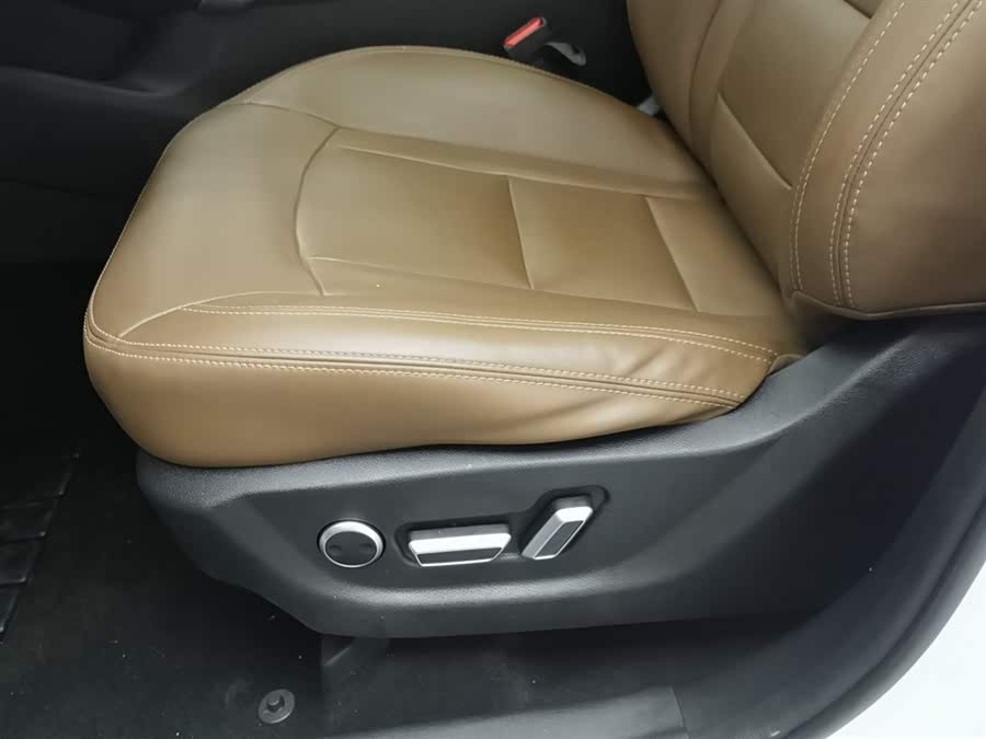 GEELY Boyue 2017 #21 GEELY Boyue 2017 car image #21