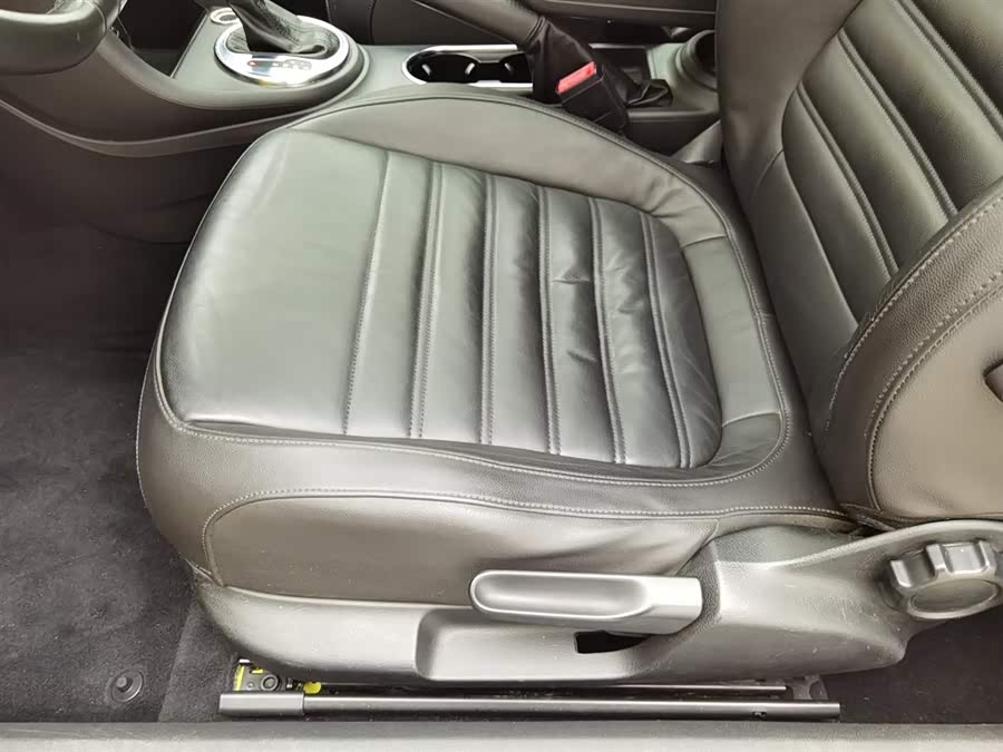 Volkswagen Beetle 2013 immagine di auto #21