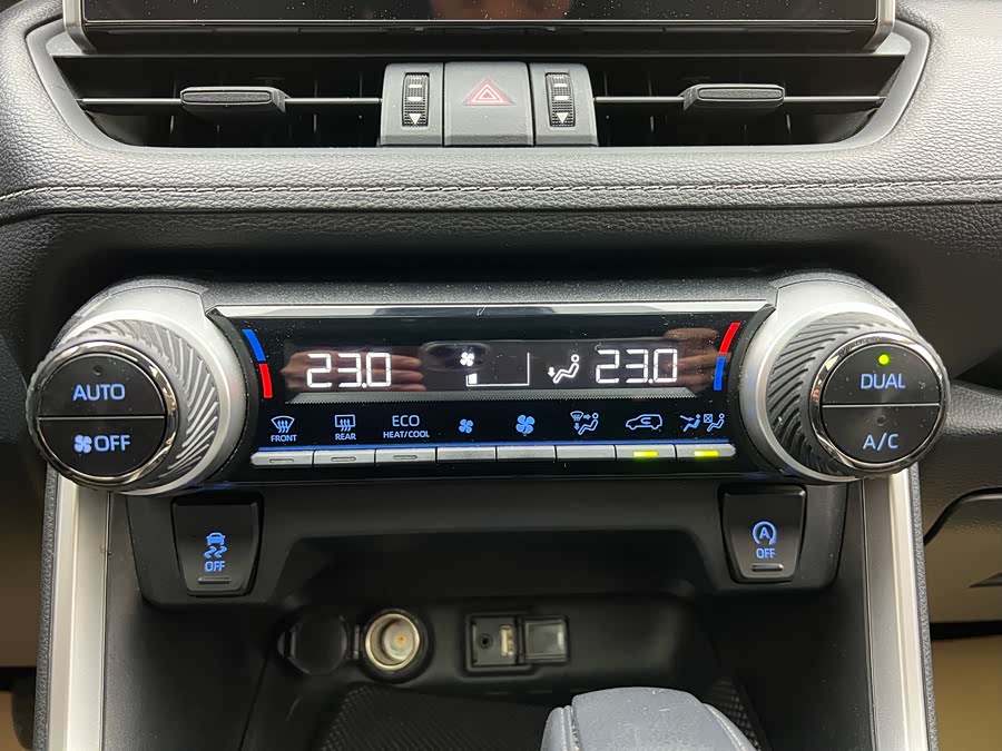 丰田 RAV4荣放 2023 汽车图片 #21