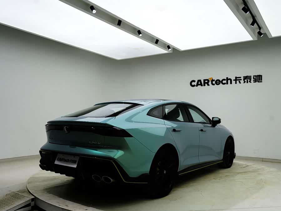 Changan UNI-V 2023 car image #21