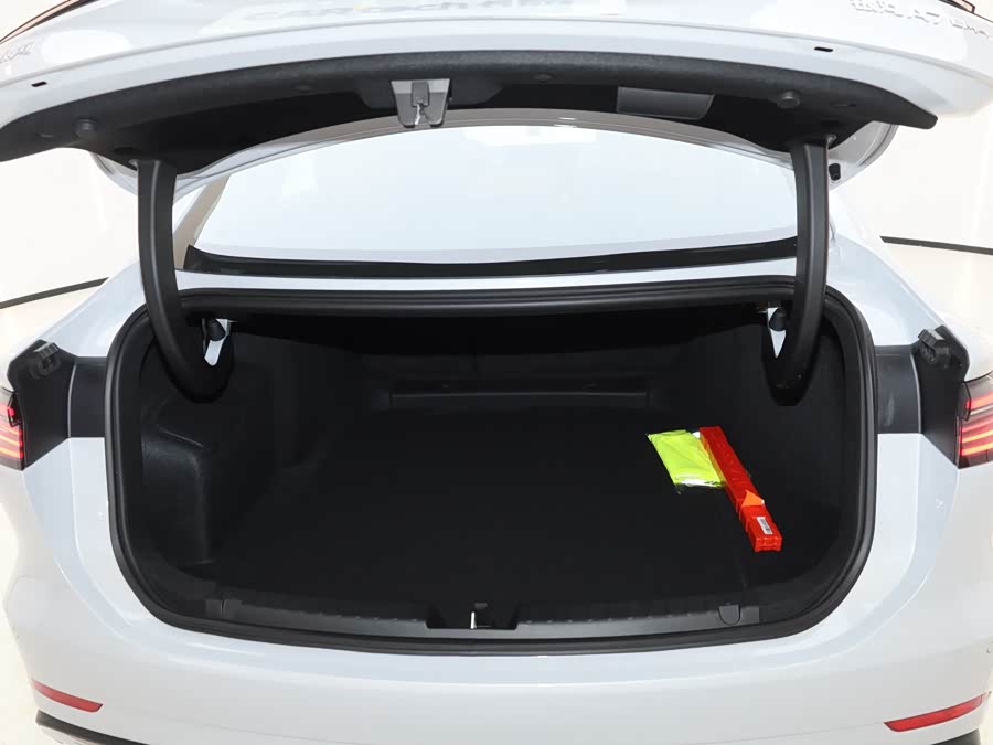 GEELY 2025 immagine di auto #21