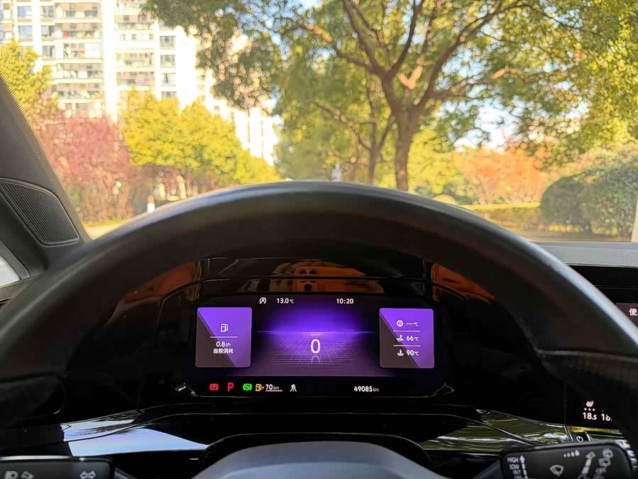 Volkswagen Golf 2023 car image #21