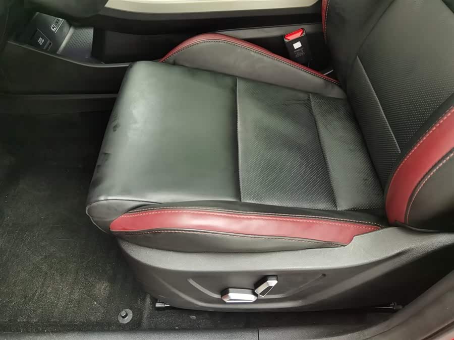 GEELY Coolray 2018 car image #21