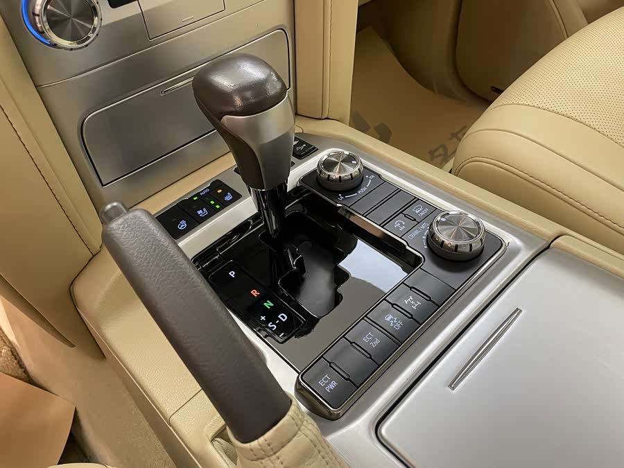 Toyota Land Cruiser 2016 car image #21