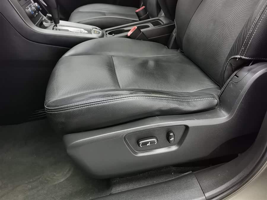 Chevrolet Captiva 2016 imagem de carro #21