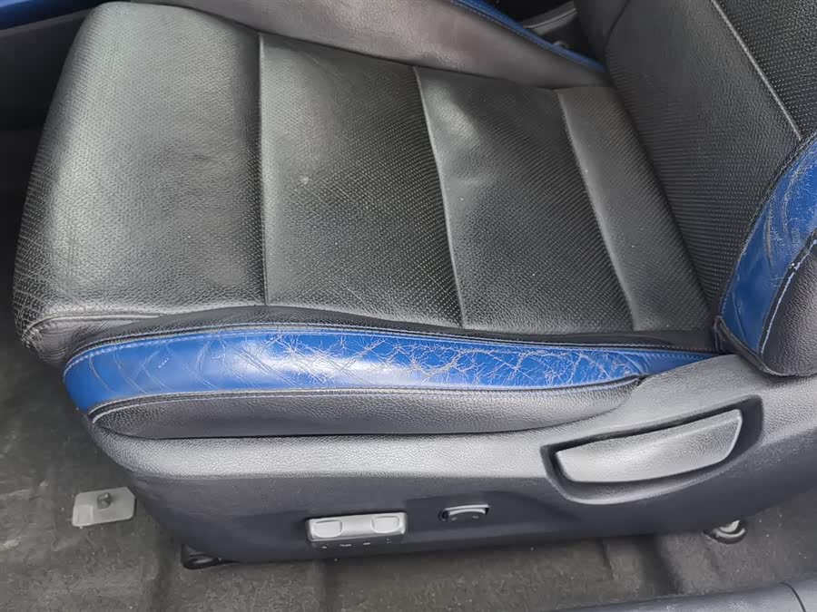 Hyundai Veloster 2016 immagine di auto #21