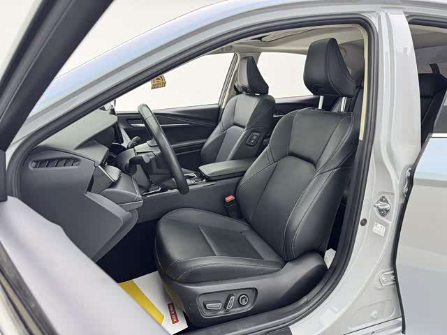 Toyota Camry 2024 immagine di auto #21