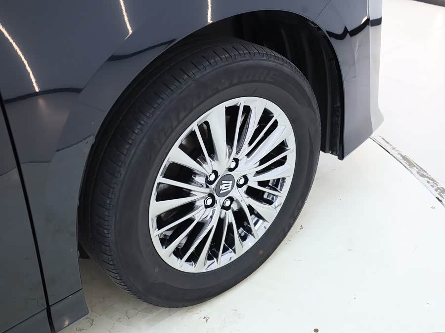 Toyota Vellfire 2022 #21 Toyota Vellfire 2022 صورة سيارة #21