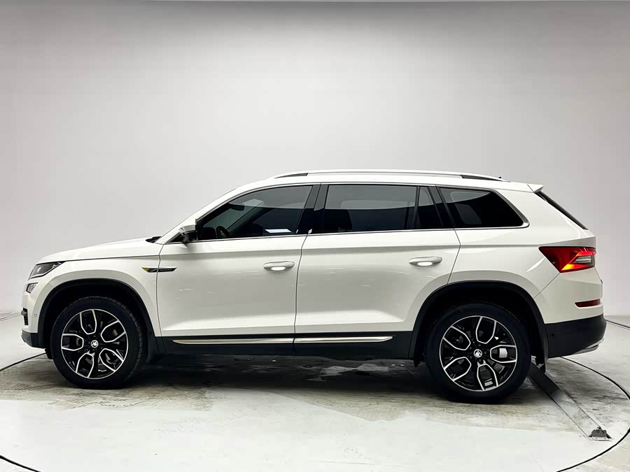 Skoda Kodiaq 2021 immagine di auto #21