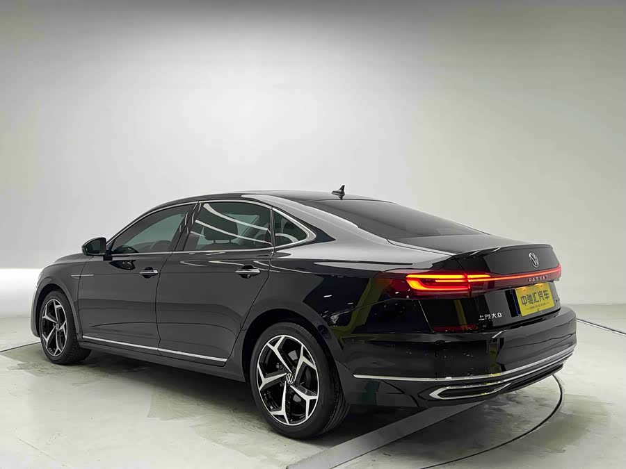 Volkswagen Passat 2023 #21 Volkswagen Passat 2023 car image #21