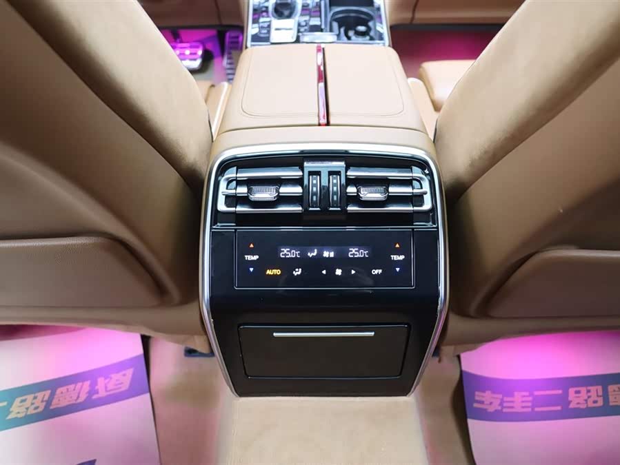 HongQi H9 2020 car image #21