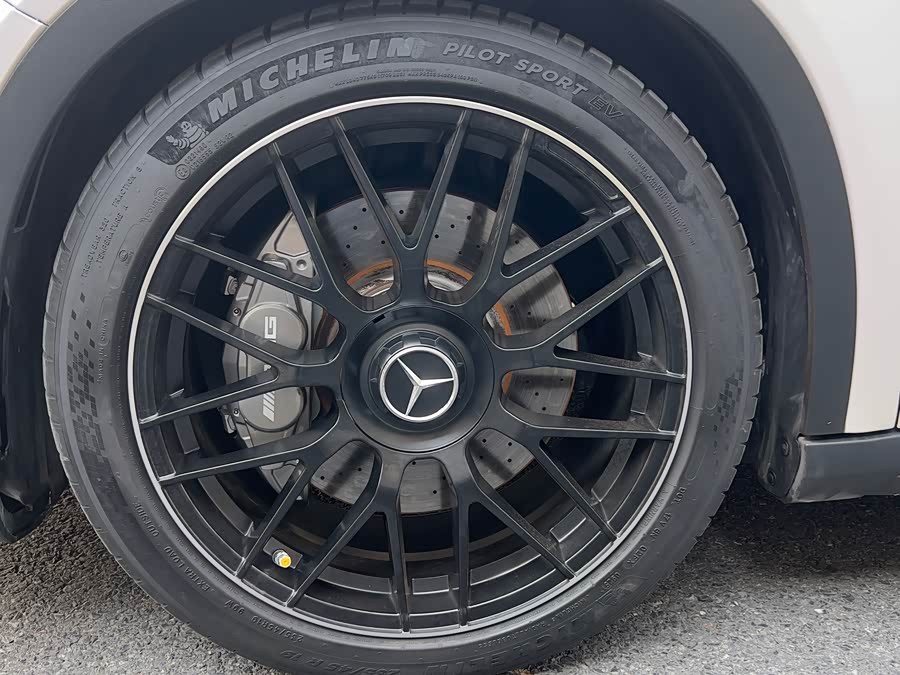 Mercedes-Benz GLA AMG 2016 صورة سيارة #21