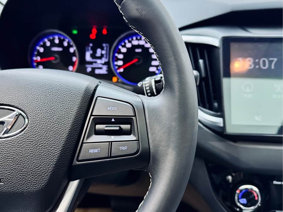 Hyundai ix25 2019 car image #21