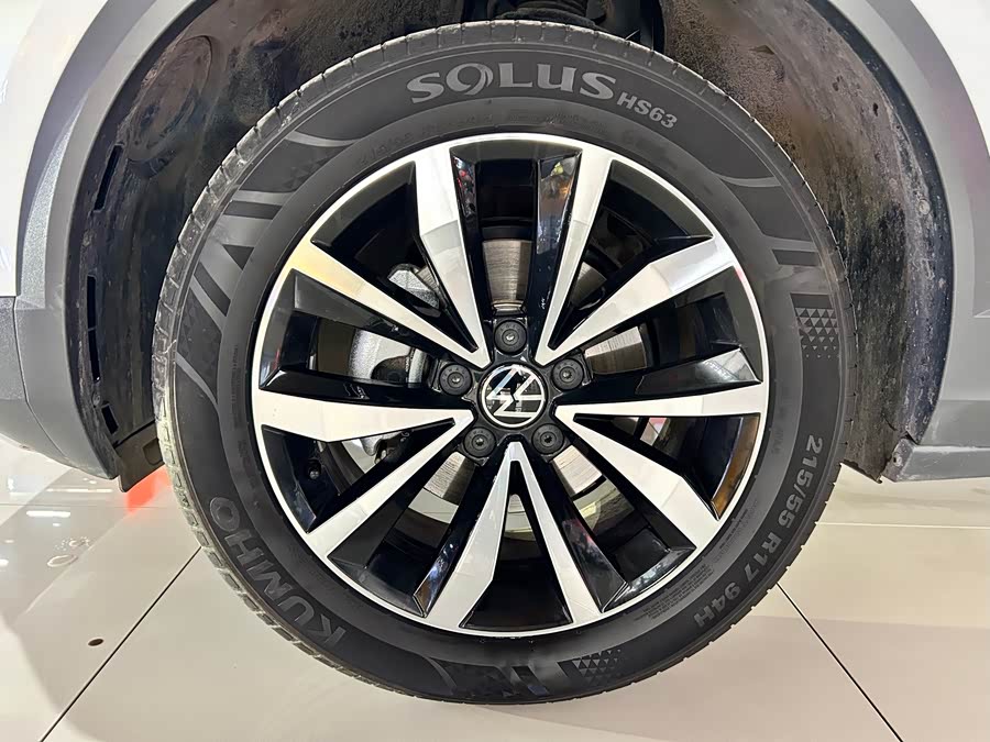 Volkswagen T-Roc 2026 car image #21