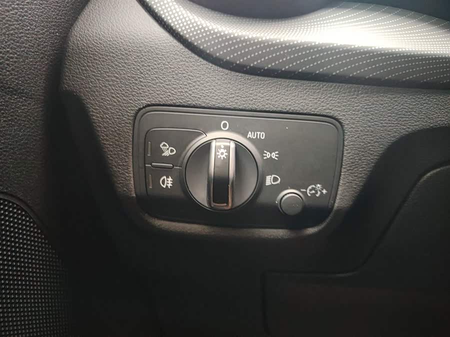 奥迪 奥迪Q2L e-tron 2020 汽车图片 #21