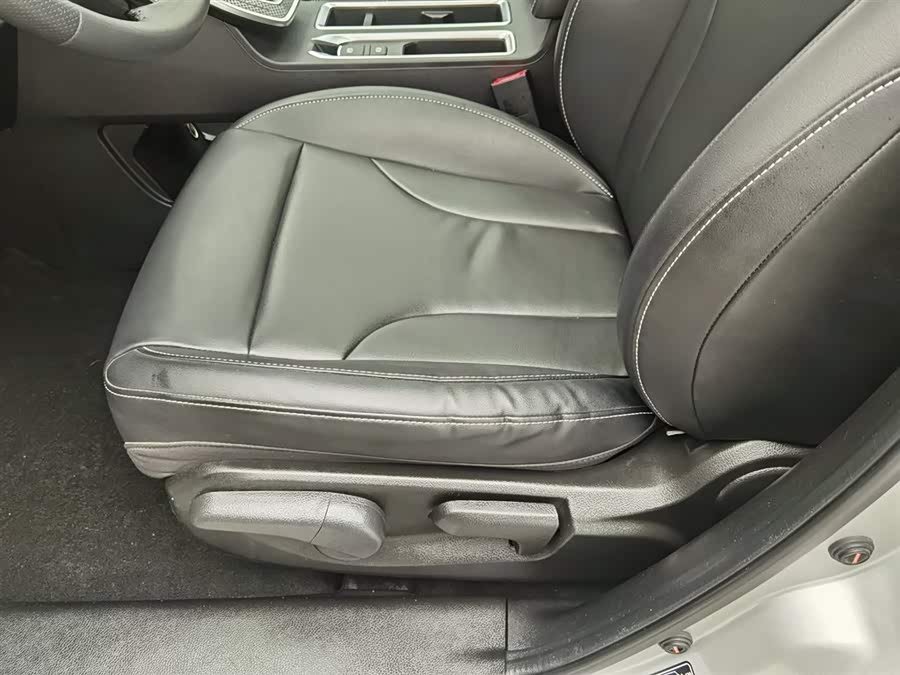 Haval M6 2022 car image #21