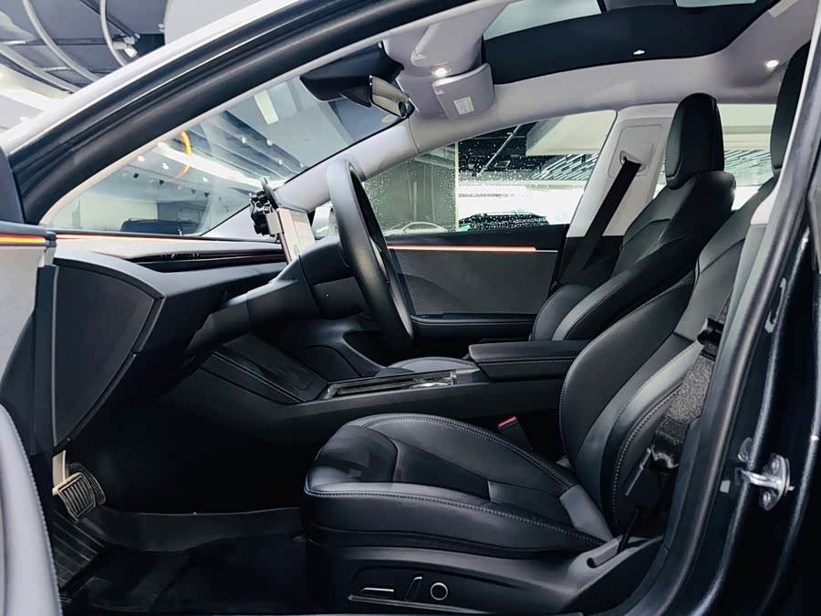 特斯拉 Model 3 2025 汽车图片 #21