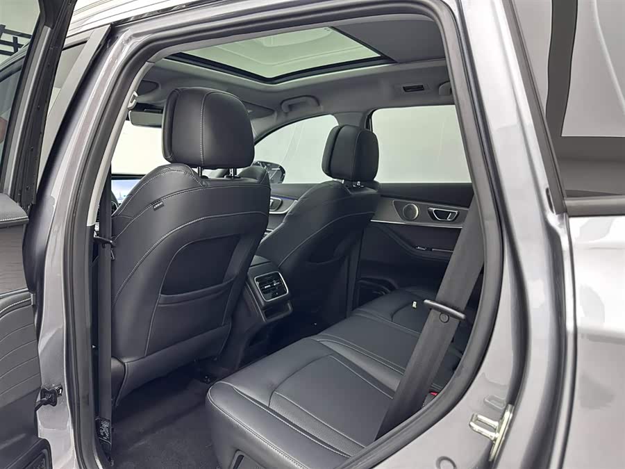 Chery Tiggo 8 PRO 2023 immagine di auto #21