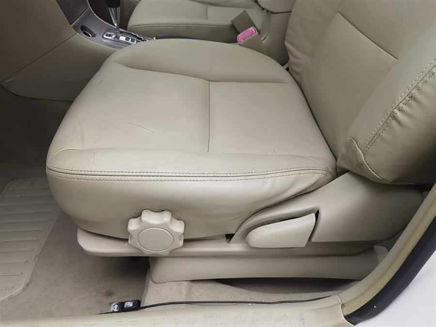 Toyota Corolla (Classic) 2013 car image #21