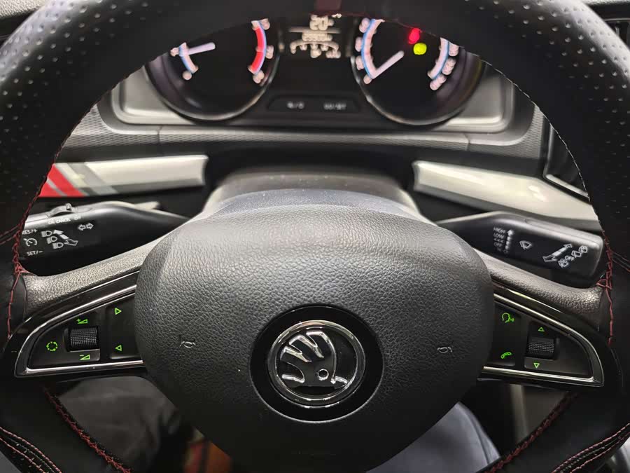 Skoda Kamiq 2021 car image #21