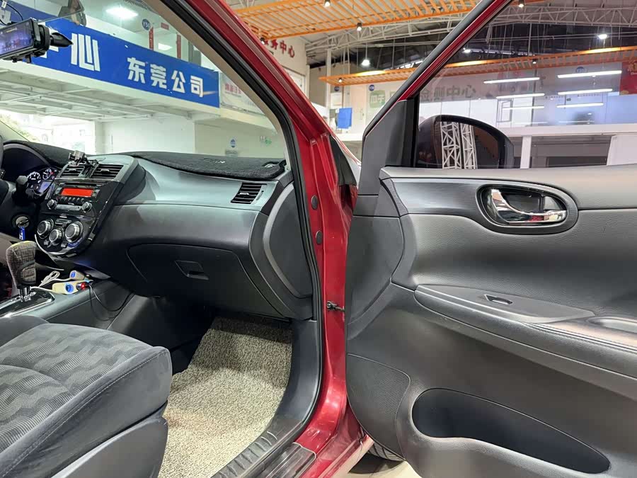 日产 骐达TIIDA 2015 汽车图片 #21