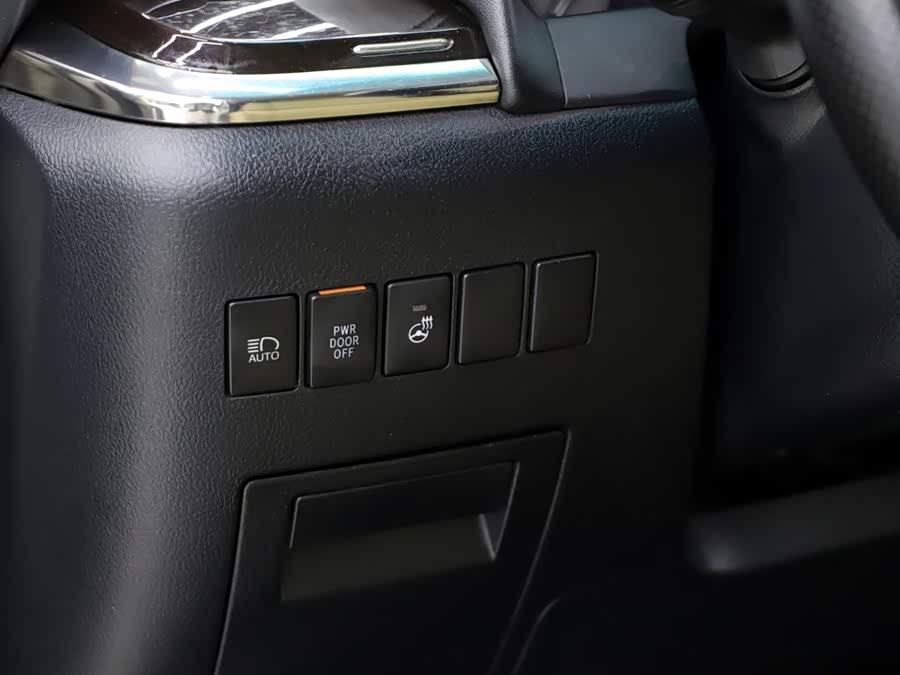 Toyota Alphard 2016 imagen de coche #21