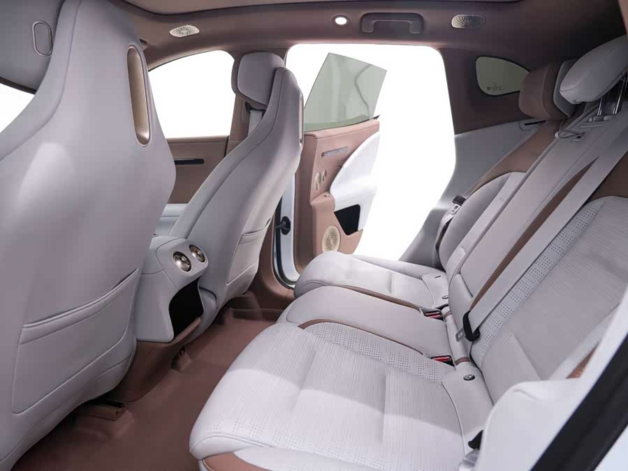 Avatr 07 2025 car image #21