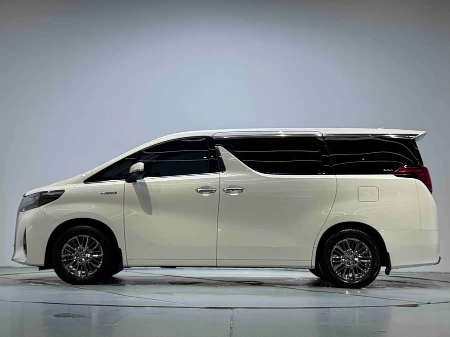Toyota Alphard 2021 immagine di auto #21